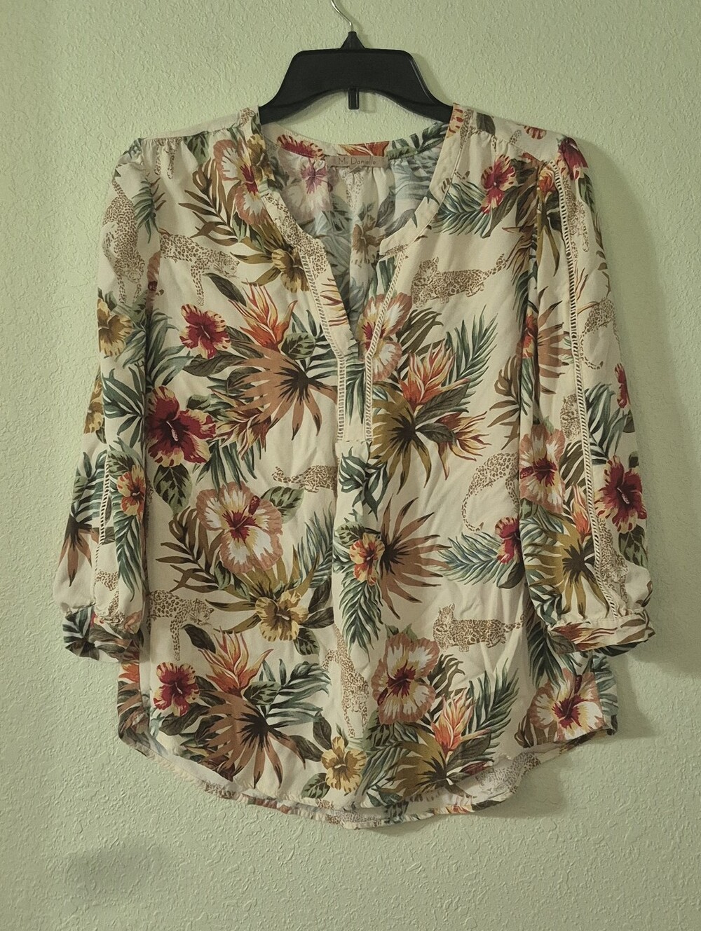 Cream Tropical Floral Split-Neck Blouse
